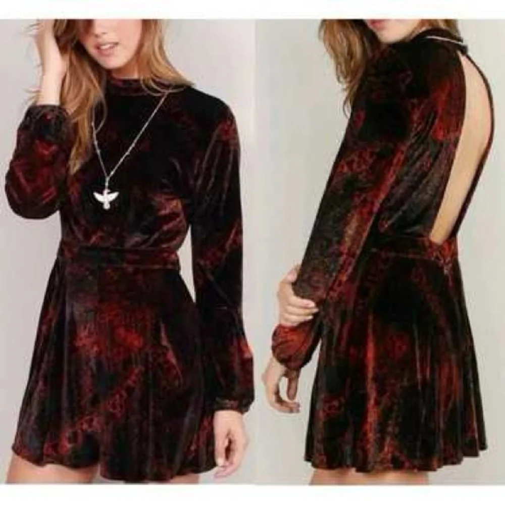 Free People Onyx Combo Printed Velvet Cut-out Back Romper Black Red Size 4